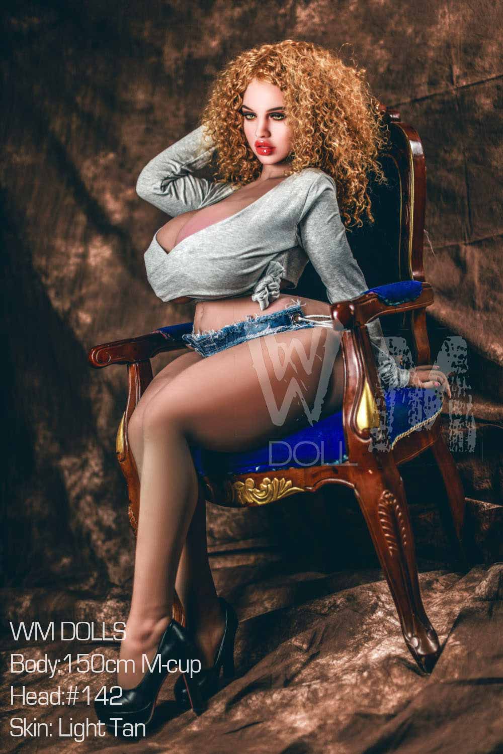 150cm (4ft11) M-Cup TPE Sex Doll Gianna