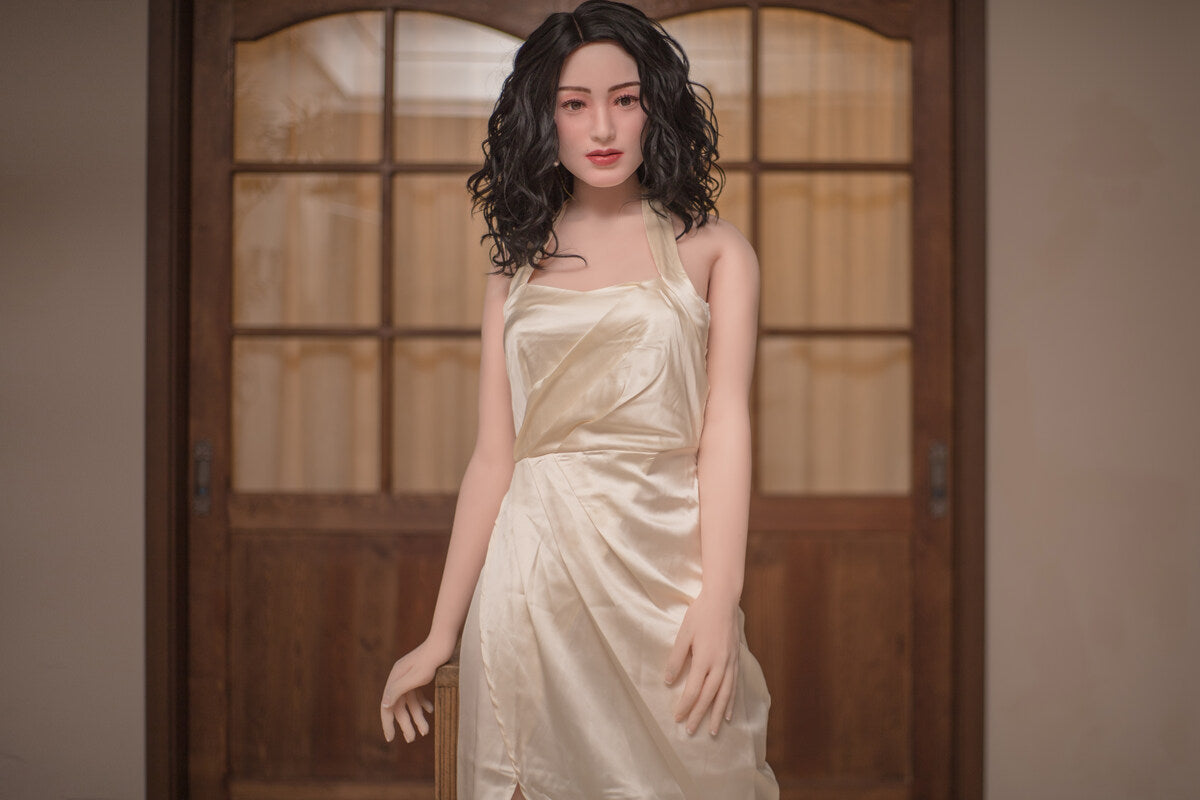 157cm/5ft2 D-cup TPE Sex Doll Lilith With Silicone Head