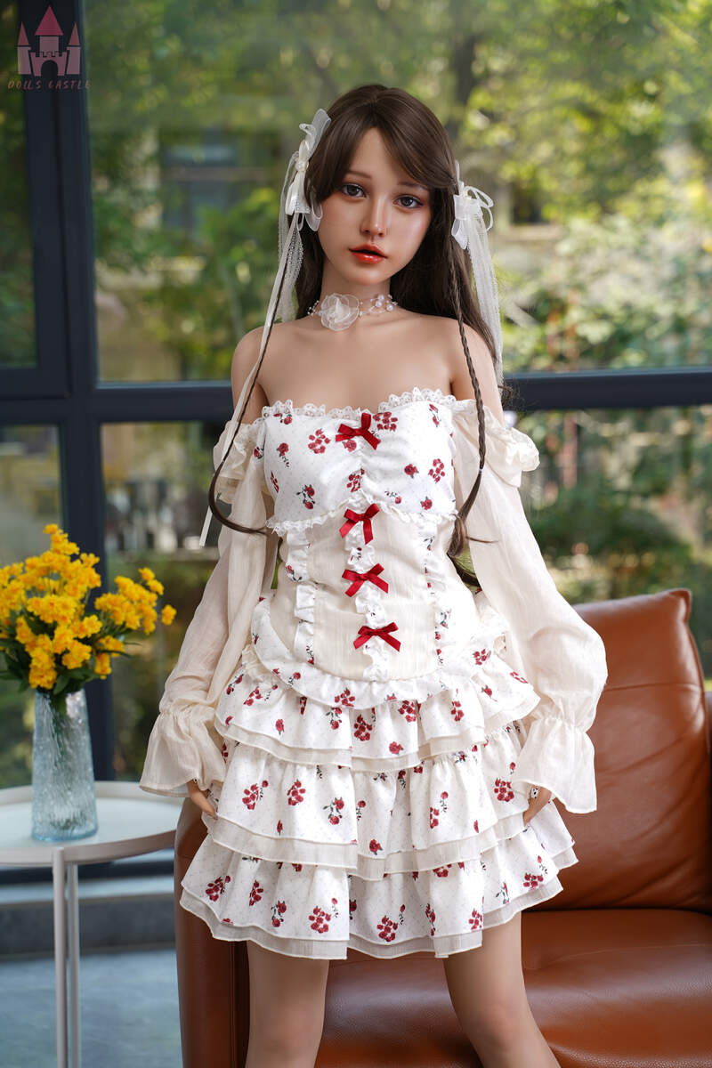 158cm5ft2 B cup Asian Silicone Sex Doll Alessia