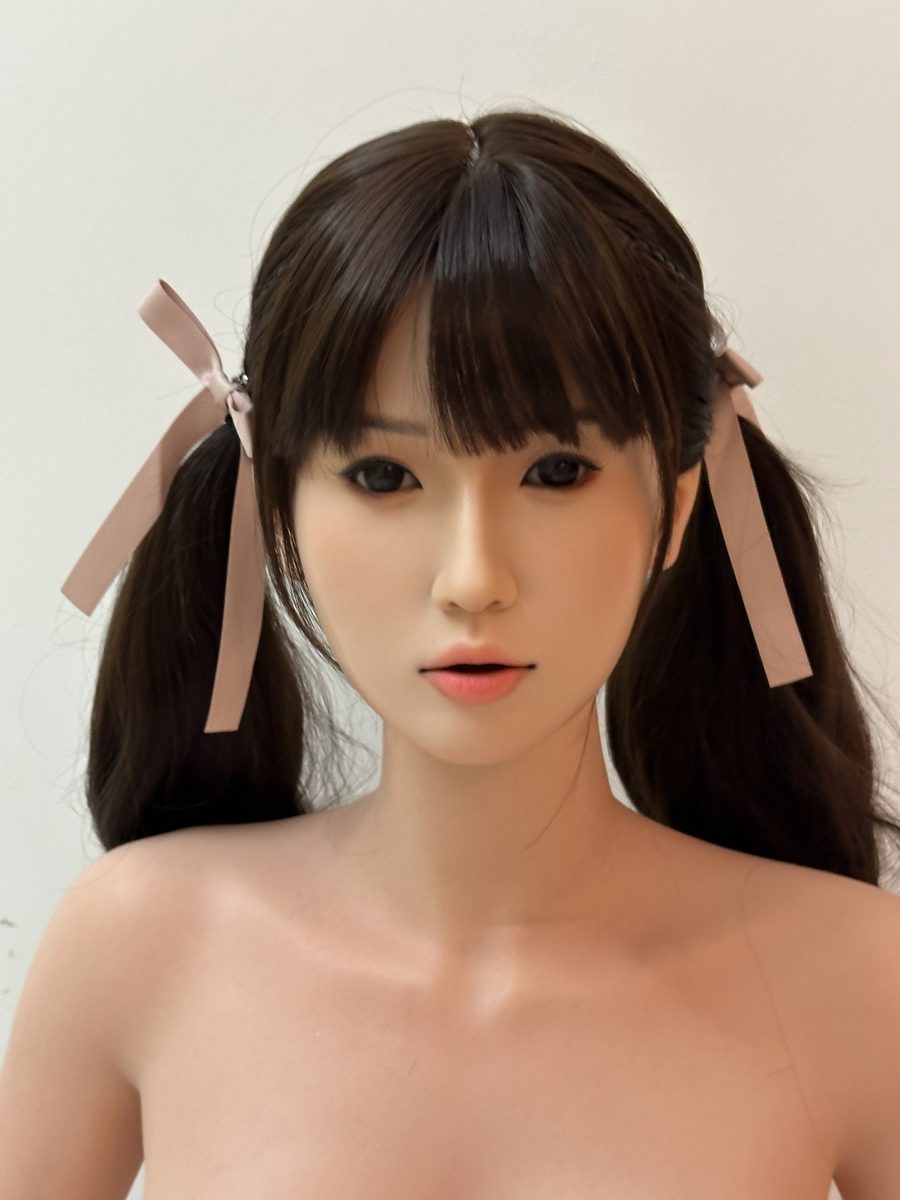 158cm5ft2 F cup Full Silicone Sex Doll Amari
