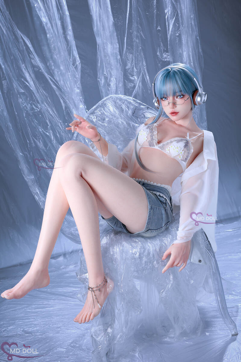 159cm/5ft3 A cup MD Doll Silicone Sex Doll Kiara