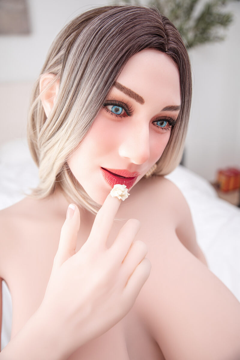 159cm/5ft3 J-cup TPE Sex Doll Juliana With Silicone Head