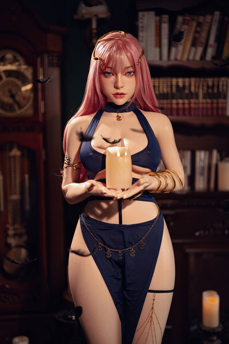 164cm5ft5 D-cup Silicone Sex Doll Julieta