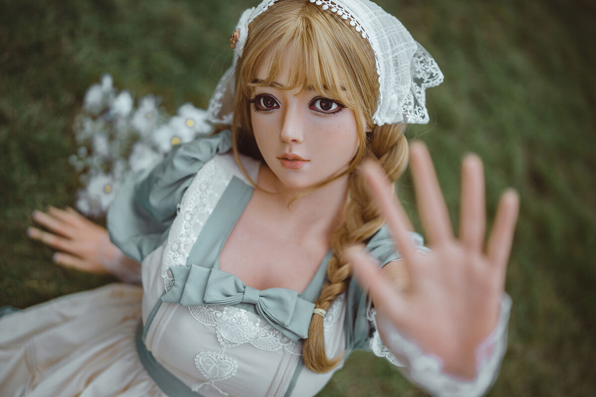 164cm/5ft5 D-cup Silicone Sex Doll Thea