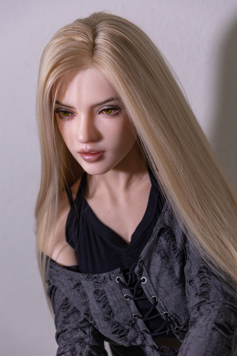 166cm5ft5 D cup Full Silicone Blonde Sex Doll Annie